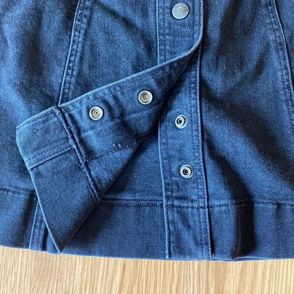 Madewell Metropolis Snap Black Denim Skirt - Picture 7 of 11